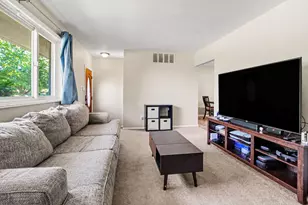 34101 Sequoia St, Westland, MI 48185 - Photo 3