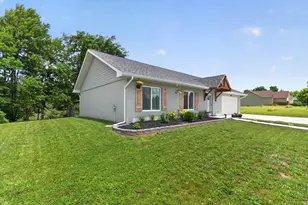 300 Canfield St, Milan, MI 48160 - Photo 3
