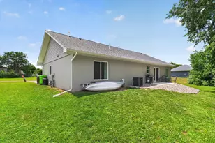 300 Canfield St, Milan, MI 48160 - Photo 39