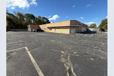 103 Grove Street, Battle Creek, MI 49037 - Photo 1