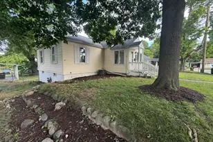 510 Maple Ridge, Albion, MI 49224 - Photo 3