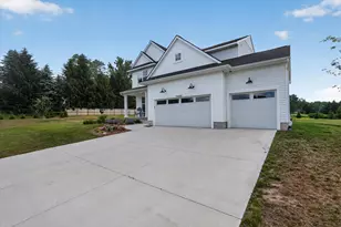 7895 Oak Grove Rd, Howell, MI 48855 - Photo 3