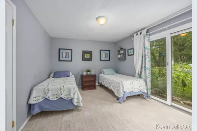 7710 Cascade Pines Drive SE, Grand Rapids, MI 49546 - Photo 35