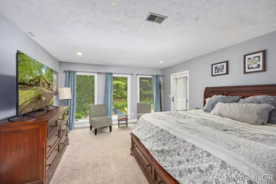 7710 Cascade Pines Drive SE, Grand Rapids, MI 49546 - Photo 19