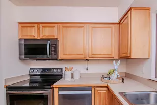 1325 Chartwell Carriage Way S, East Lansing, MI 48823 - Photo 29
