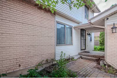 1325 Chartwell Carriage Way S, East Lansing, MI 48823 - Photo 5