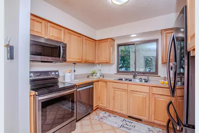 1325 Chartwell Carriage Way S, East Lansing, MI 48823 - Photo 25