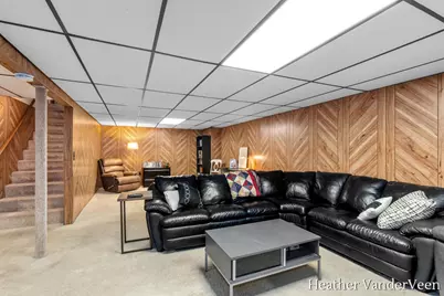 7887 Park Lane Avenue, Jenison, MI 49428 - Photo 17