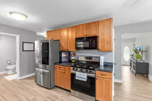 7887 Park Ln Ave, Jenison, MI 49428 - Photo 11