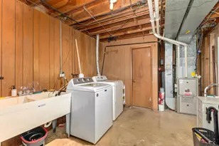 1133 Dick Ave NW, Grand Rapids, MI 49504 - Photo 15