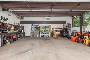 38 E Beltline Ave SE, Grand Rapids, MI 49506 - Photo 33