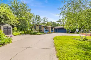38 E Beltline Ave SE, Grand Rapids, MI 49506 - Photo 1