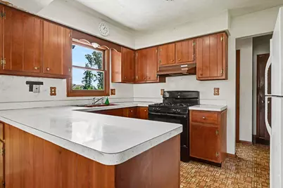 7711 Ravenswood Drive, Portage, MI 49024 - Photo 11