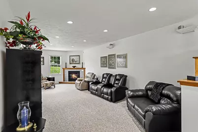 31 E Suttons Ridge, Battle Creek, MI 49014 - Photo 3