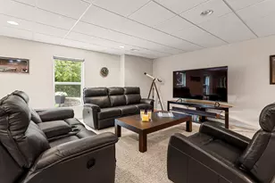 554 Glacier Ln, Howell, MI 48843 - Photo 47