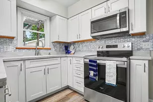 1605 Hansen St, Muskegon, MI 49445 - Photo 9