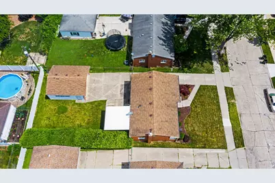 32413 Greenlawn Street, Saint Clair Shores, MI 48082 - Photo 25