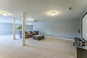 11367 Castleton Ct, Dexter, MI 48130 - Photo 53