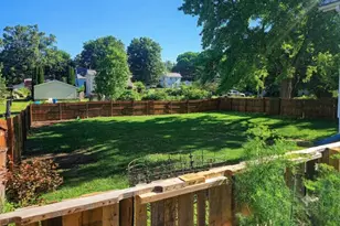122 High St, Rives Junction, MI 49277 - Photo 3