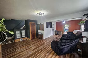 122 High St, Rives Junction, MI 49277 - Photo 5