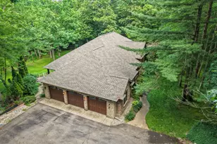 5133 Streamside Ct NE, Rockford, MI 49341 - Photo 47