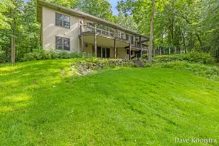 5133 Streamside Ct NE, Rockford, MI 49341 - Photo 43