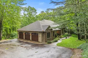 5133 Streamside Ct NE, Rockford, MI 49341 - Photo 1