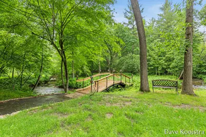 5133 Streamside Court NE, Rockford, MI 49341 - Photo 7