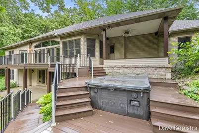 5133 Streamside Court NE, Rockford, MI 49341 - Photo 5