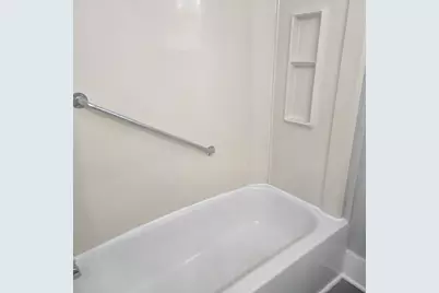 53 S Wabash Avenue S, Battle Creek, MI 49017 - Photo 5