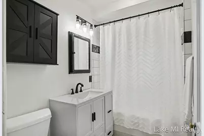 3639 Burlingame Avenue SW, Wyoming, MI 49509 - Photo 5