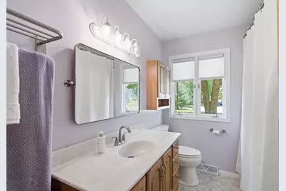 2121 Lakewood Drive, Kalamazoo, MI 49001 - Photo 19