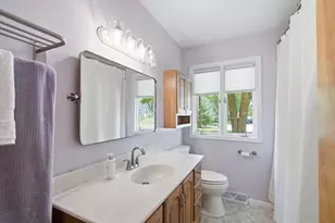 2121 Lakewood Dr, Kalamazoo, MI 49001 - Photo 19