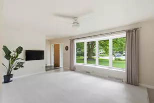 2121 Lakewood Dr, Kalamazoo, MI 49001 - Photo 7