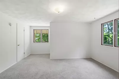 2121 Lakewood Drive, Kalamazoo, MI 49001 - Photo 23