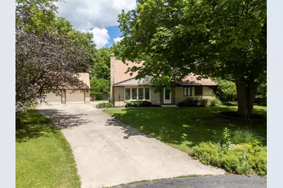 2121 Lakewood Drive, Kalamazoo, MI 49001 - Photo 1