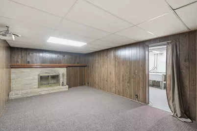 2121 Lakewood Drive, Kalamazoo, MI 49001 - Photo 25