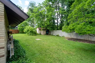 2121 Lakewood Drive, Kalamazoo, MI 49001 - Photo 33