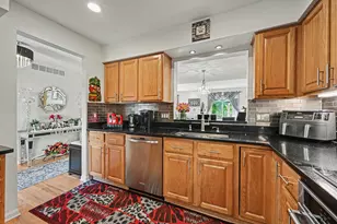 2785 Maitland Dr, Ann Arbor, MI 48105 - Photo 11