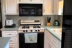 731 Bayside Ln, Coldwater, MI 49036 - Photo 13
