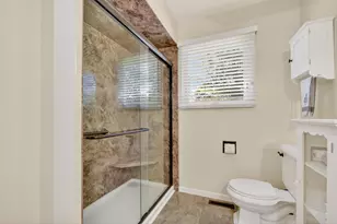7108 Fairgrove Dr, Swartz Creek, MI 48473 - Photo 23