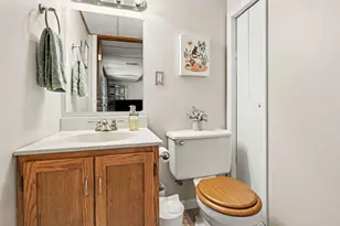 2946 Windsor Dr, Saint Joseph, MI 49085 - Photo 29