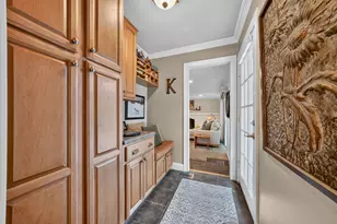864 Great Oaks Blvd, Rochester, MI 48307 - Photo 9