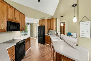 10464 Hankerd, Pleasant Lake, MI 49272 - Photo 5