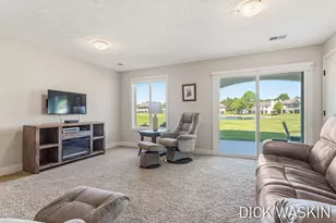 1276 Prestwick Dr, Holland, MI 49423 - Photo 35