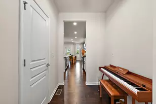 704 Groveland Cir, Ann Arbor, MI 48108 - Photo 21