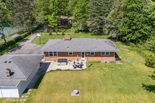 2225 Maple Path, Saint Joseph, MI 49085 - Photo 47
