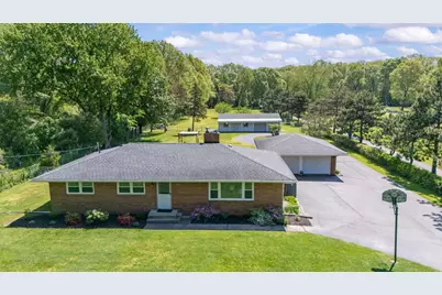 2225 Maple Path, Saint Joseph, MI 49085 - Photo 3