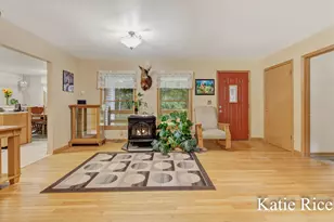 9210 Lamos Rd, Montague, MI 49437 - Photo 17