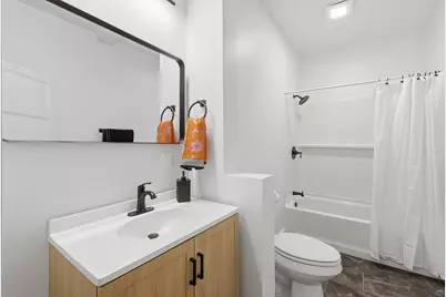 419 N Monroe Street SE, Lowell, MI 49331 - Photo 9